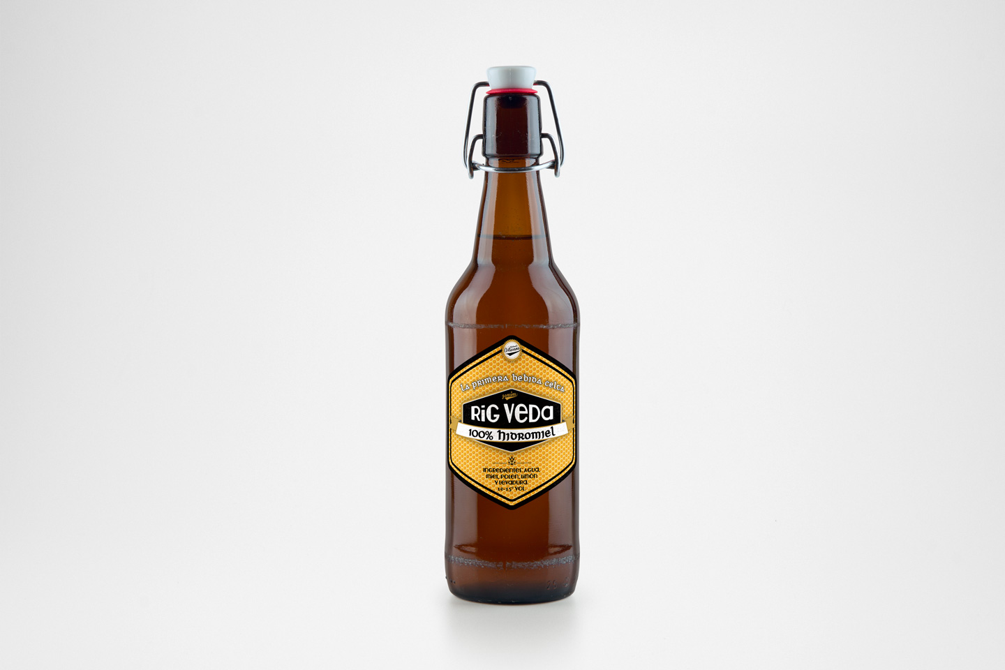 Diseño de etiqueta para botellas de hidromiel